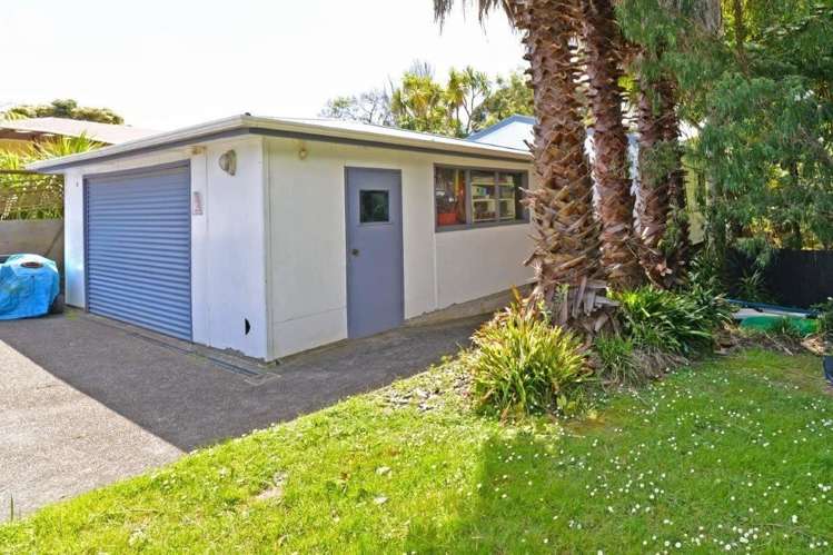 2/16 Ayrton Street Te Atatu South_16