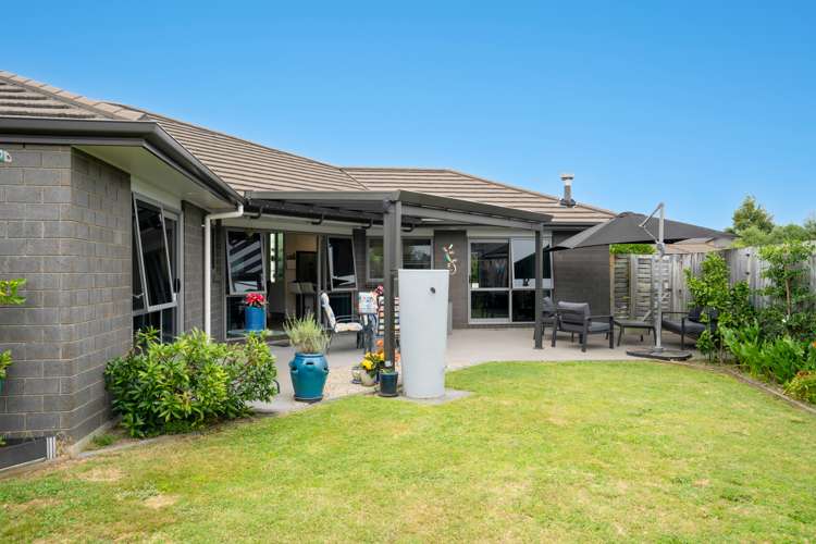 10 Alpers Ridge Leamington_8