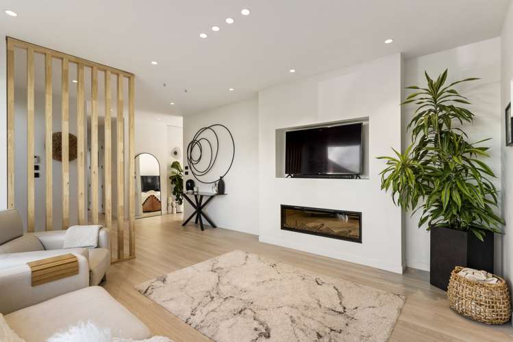 7 Betsy Lane Wainui_8