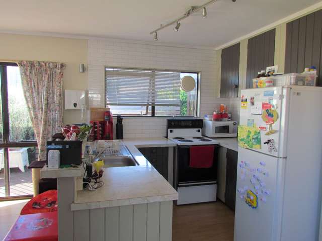 8B Merton Avenue Glenfield_1