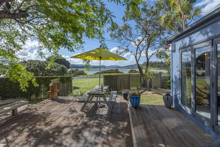 300 Beach Road Onerahi_22