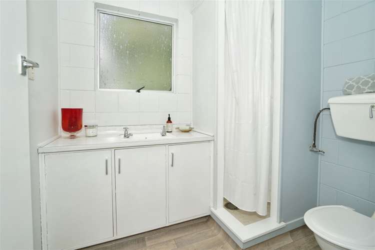 11 Mcdowall Place Queenwood_16