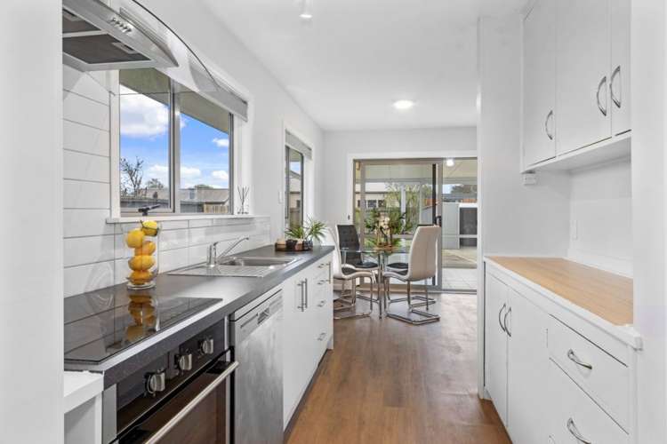 3 Ontario Place Wainoni_6