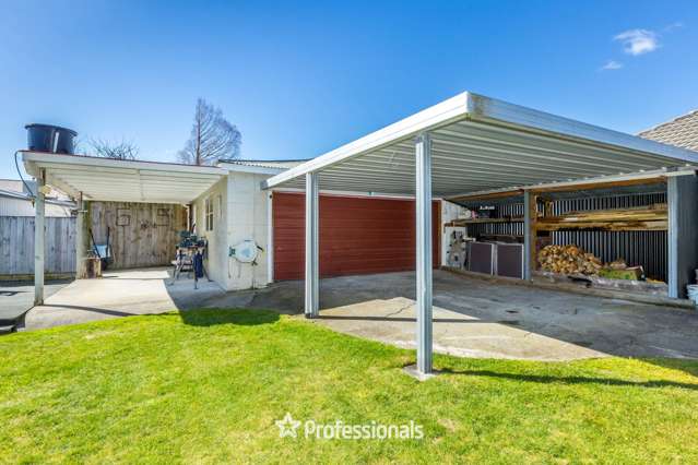 8 Coates Grove Silverstream_2