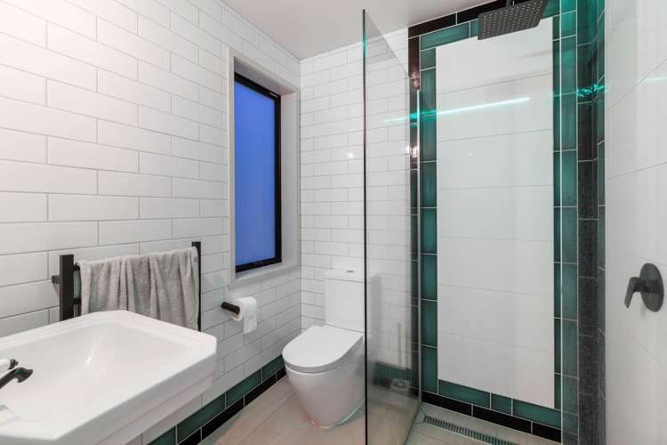 126b Sandspit Road Cockle Bay_16