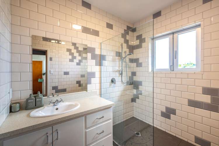 621 Gordons Road Waiheke Island_14