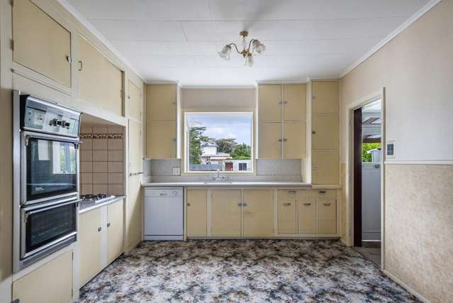 26 George Street Levin_1