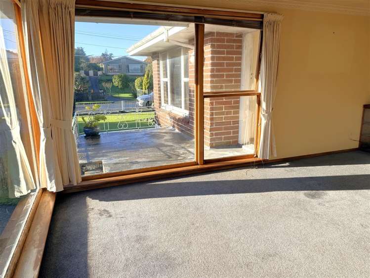 7 Gilbert Road Paroa_9