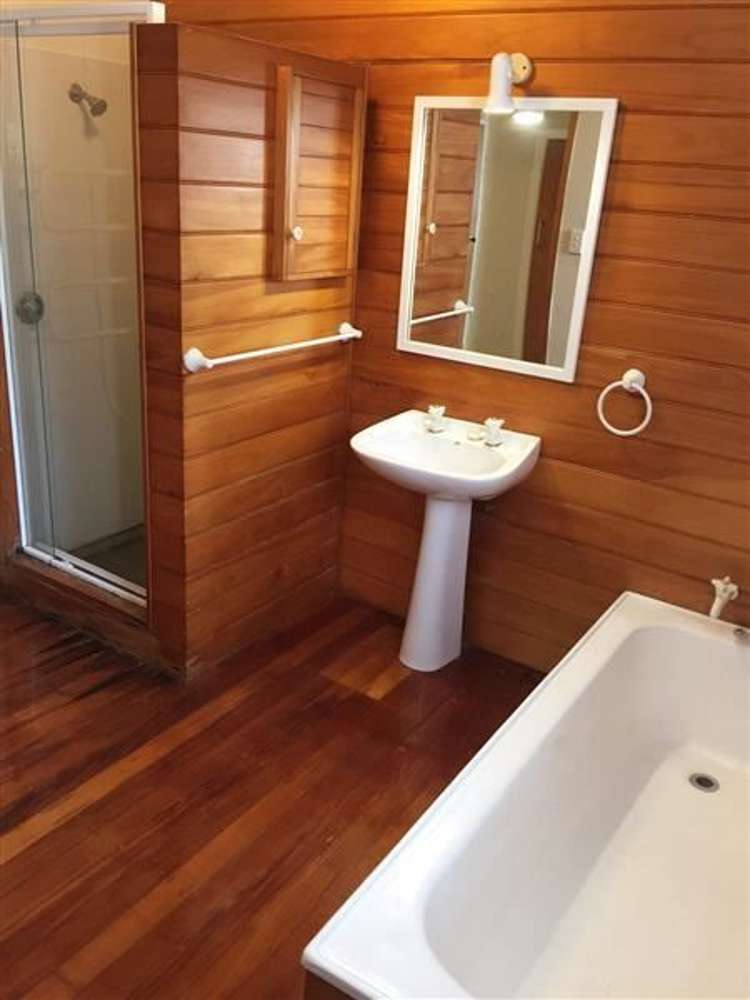 15 Sherwood Avenue Te Atatu South_12