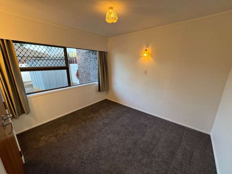 10/14 New Windsor Road Avondale_9