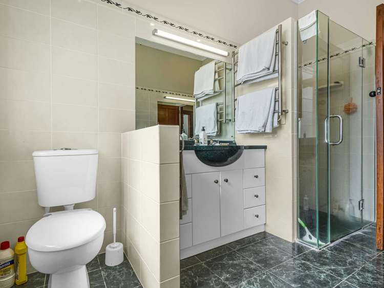 89 Georges Drive Napier South_16