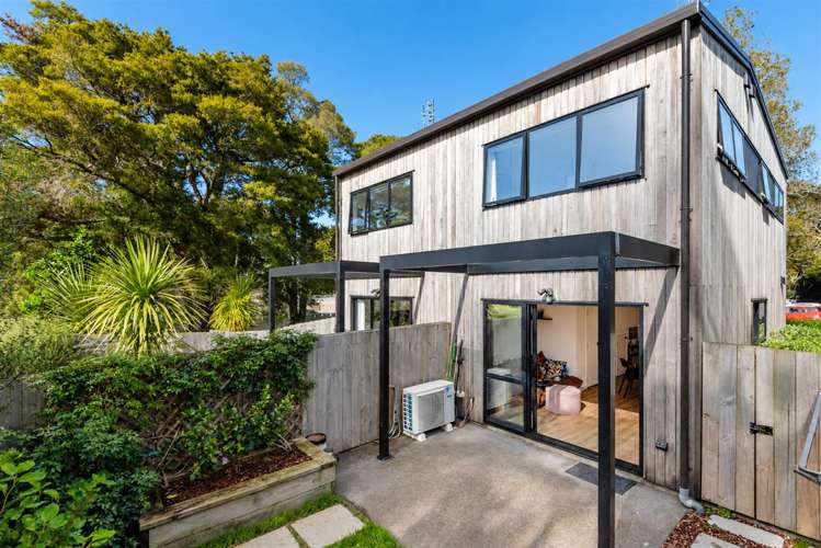 11/63 Hillcrest Avenue_0