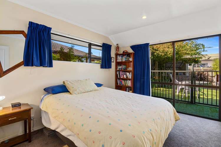 35 Masefield Street Stoke_21