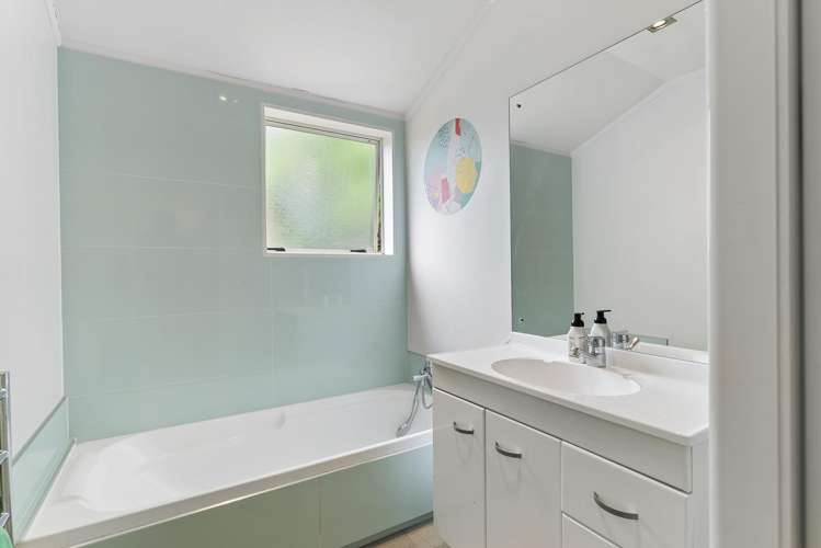 98b Gowing Drive Meadowbank_13