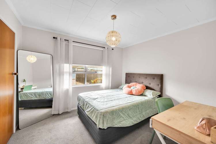 345 Westminster Avenue Tamatea_22