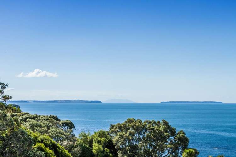 167 Beach Road Castor Bay_8