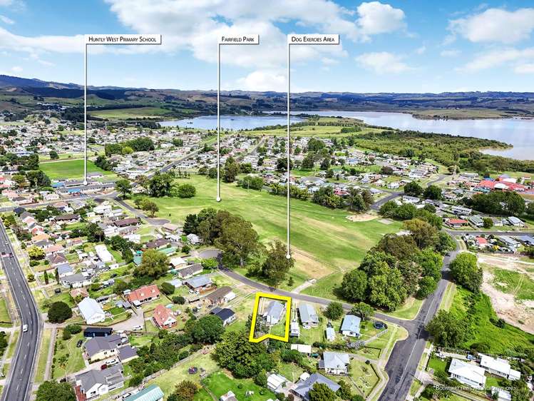 3 Graham Place Huntly_10