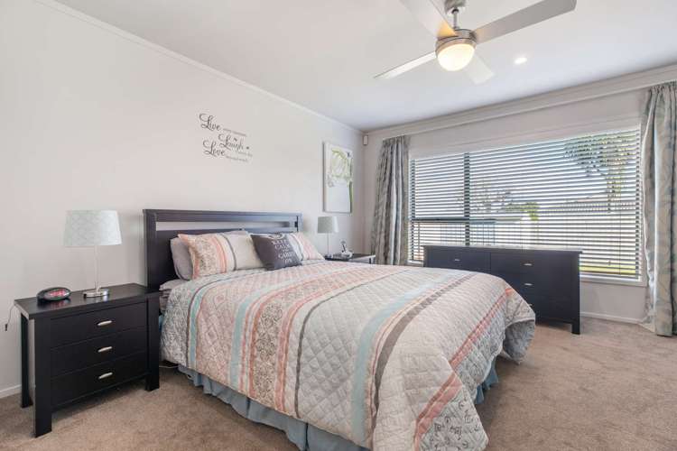 6 Tyrian Close Half Moon Bay_7