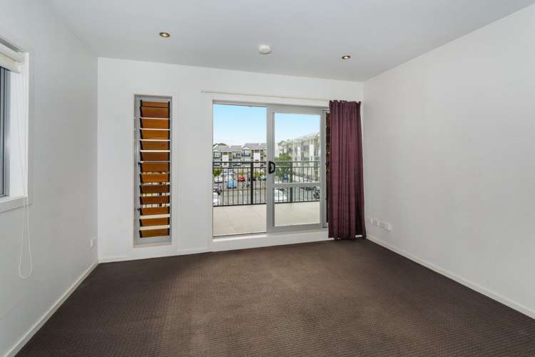 C16/71 Spencer Road Oteha_5