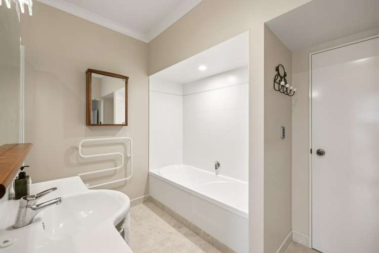 57 Oriental Parade Papamoa_21