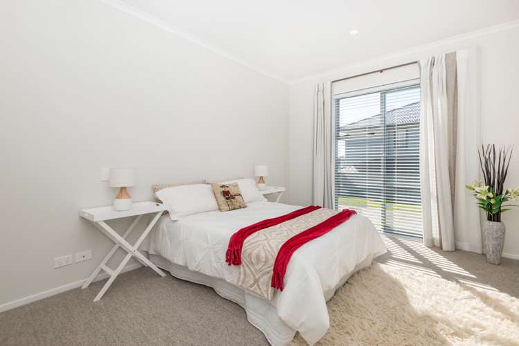 86 Mackay Drive Greenhithe_9