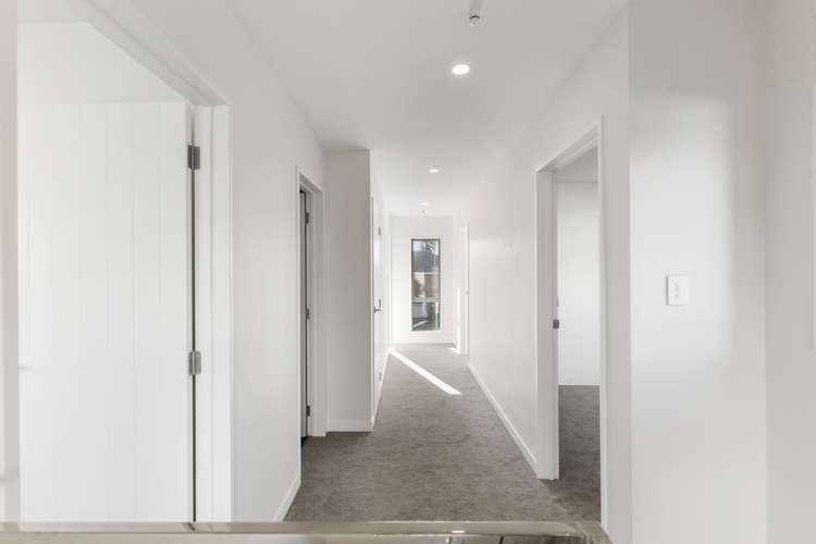 1b Sea Spray Drive Bucklands Beach_12