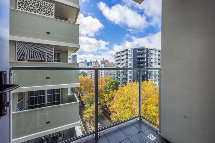 9j/113 Vincent Street Auckland Central_3