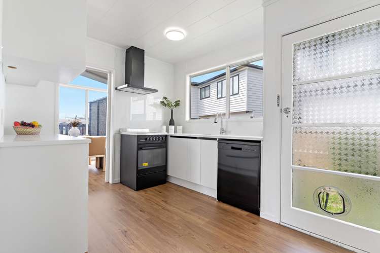 23 Bellringer Road Massey_6