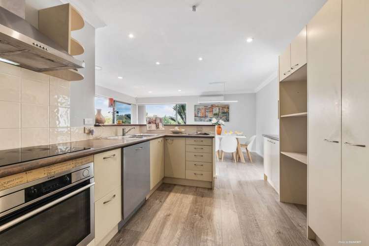 16 Thomas Rea Place Te Atatu South_6