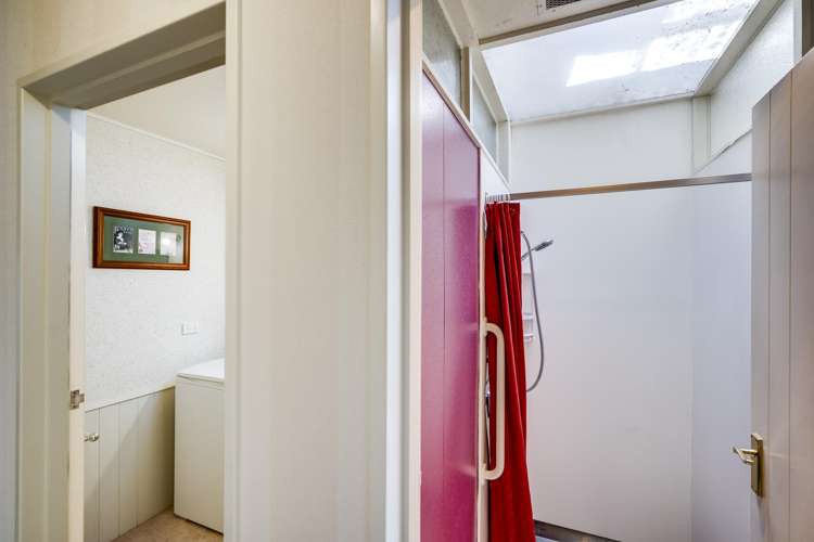 2/525 Fenwick Street Mayfair_8