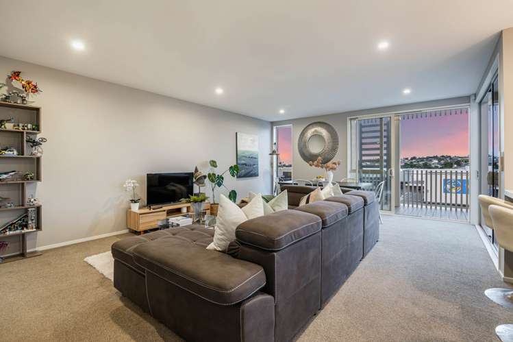 1 Stables Lane Millwater_9