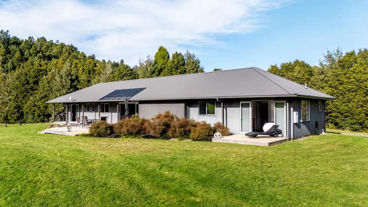 693A Stanley Road Wainui_7
