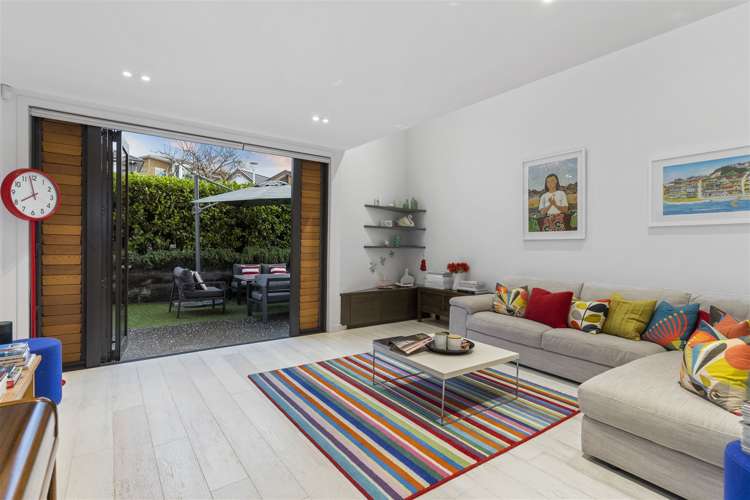 11 Tuatini Place Long Bay_7