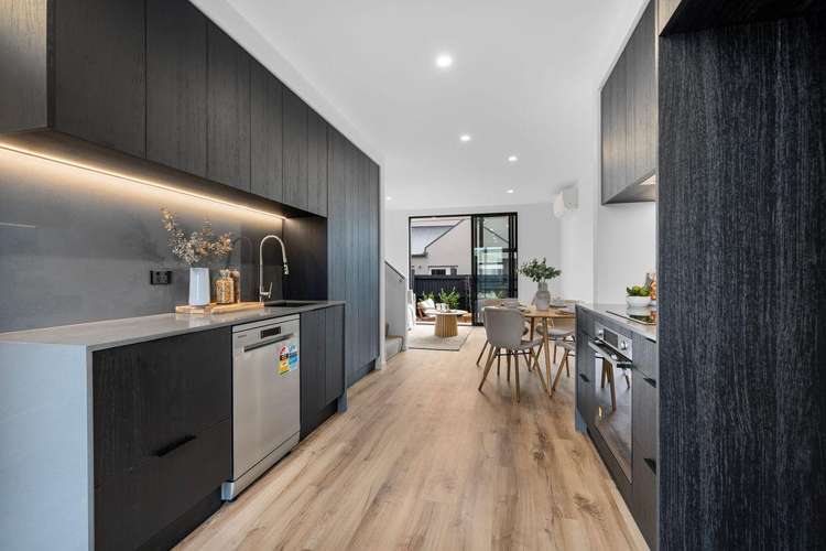 8/25 Matai Street West_2