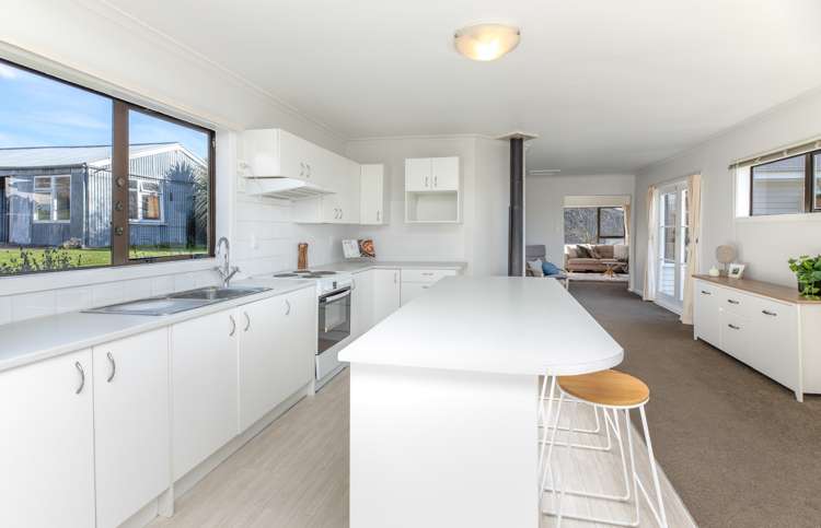 19 Oxford Street Waikari_13