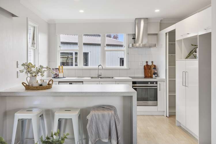 70 The Drive Brookfield_8