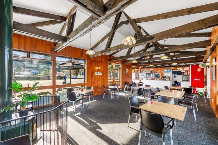 2 High Street Hunterville_16