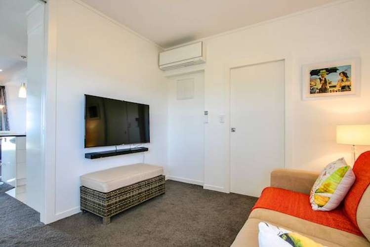 617 Marine Parade Napier South_5