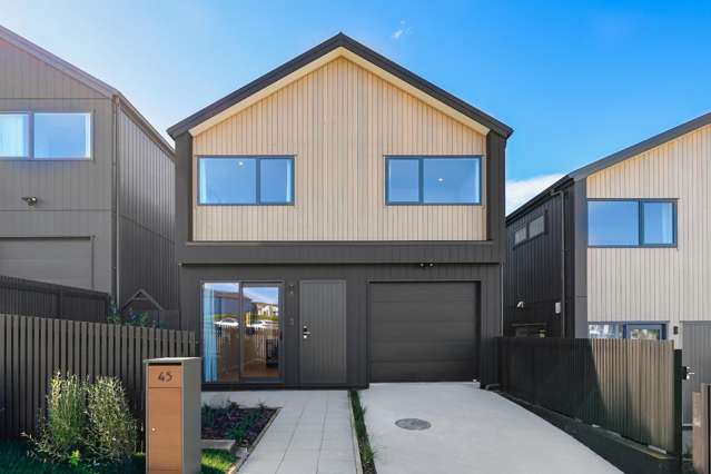 Turnkey Luxury New Build!