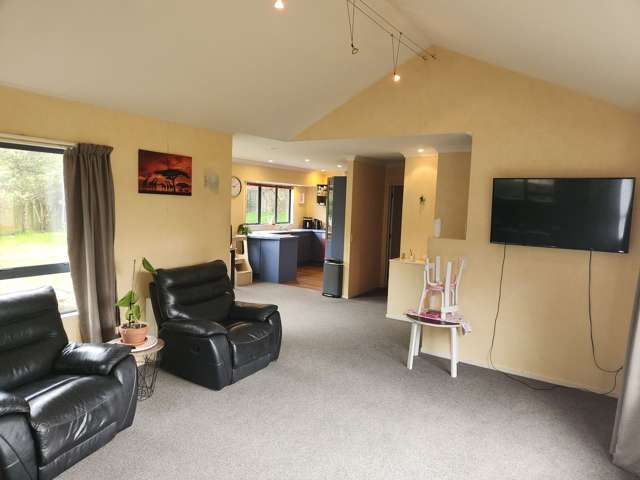 112 Langdale Avenue Paraparaumu_3