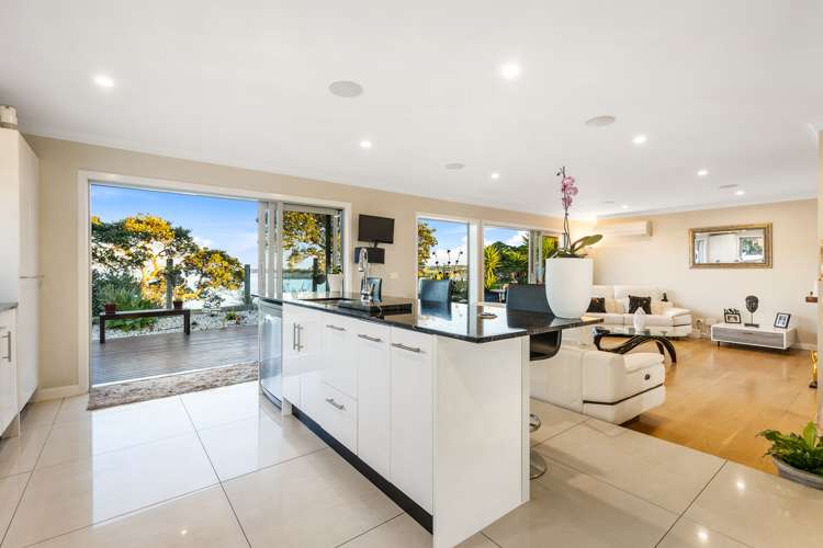 51 Hawaiian Parade Arkles Bay_5