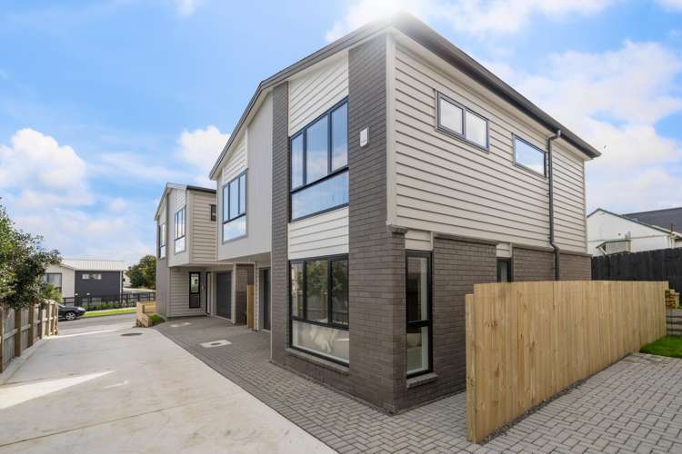 18A & 18B Range View Road_3
