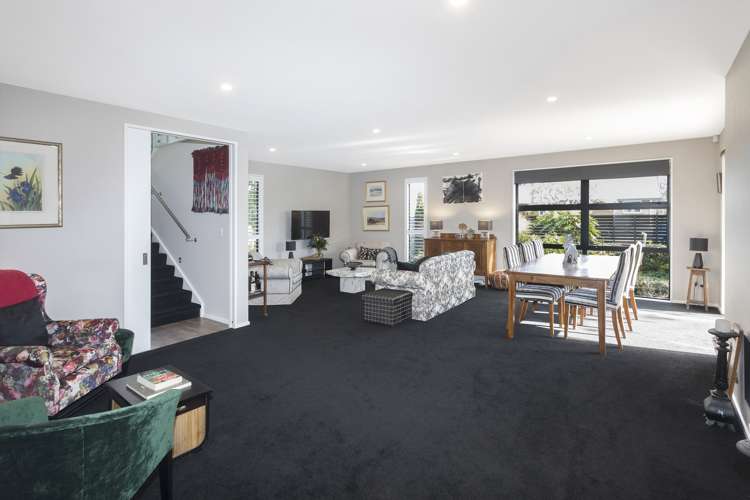 2 Country Place Burwood_16