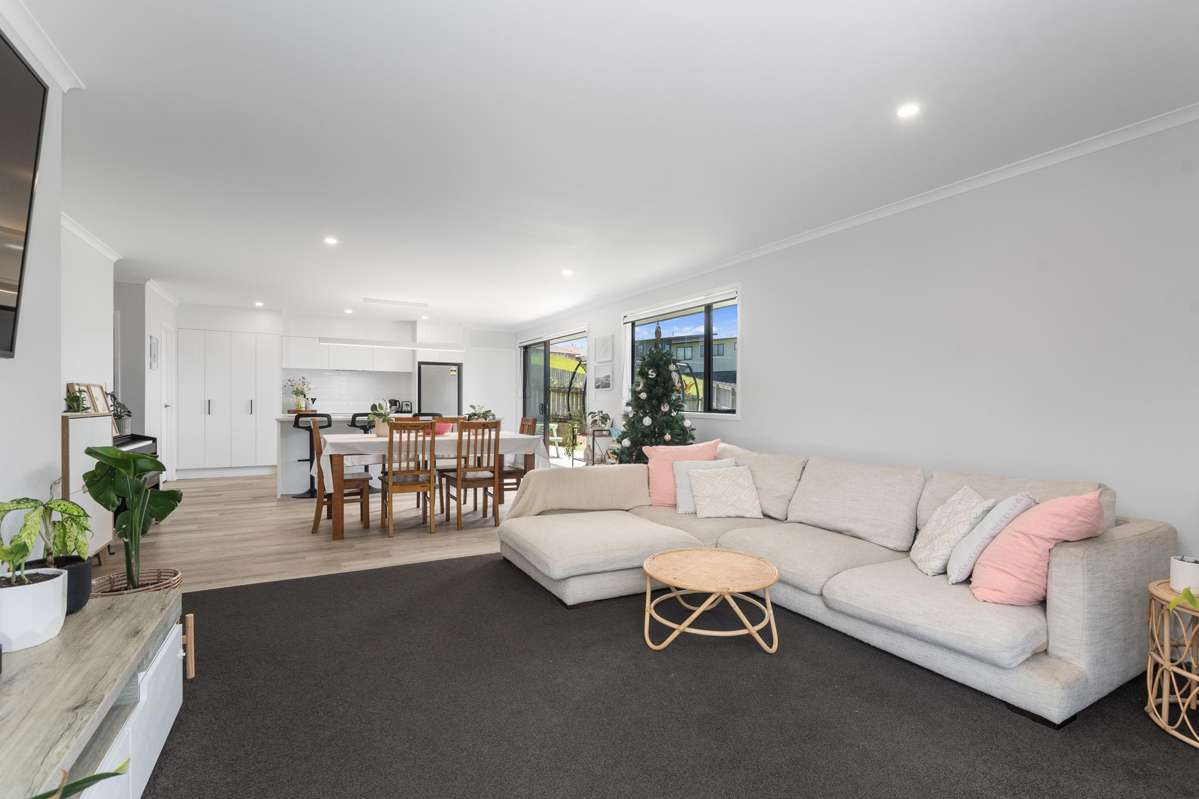 62 Pebble Beach Boulevard_1