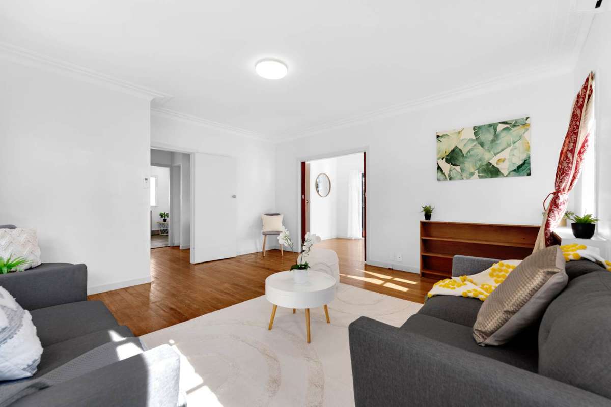 92 Mangere Road_1