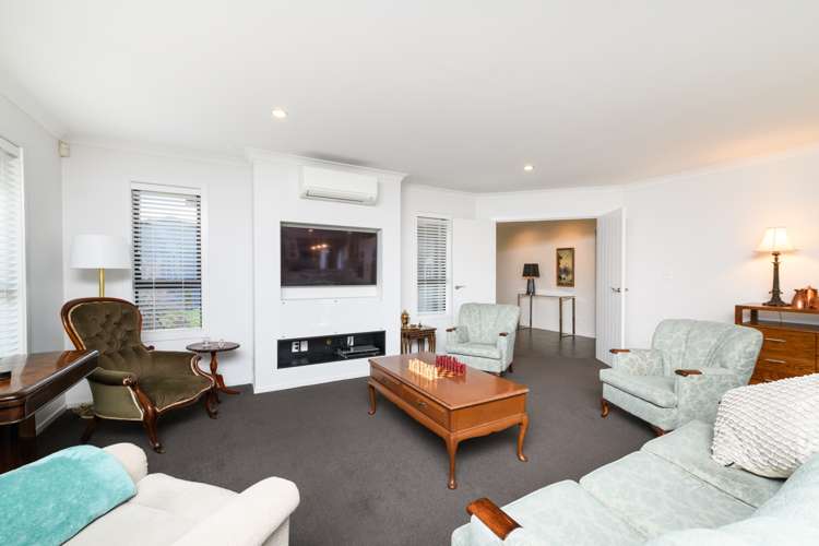 44 Chestnut Close Kelvin Grove_4