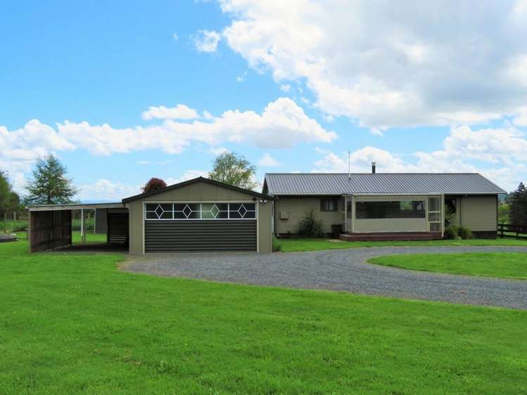 11 Dillon Road Rotoorangi_0