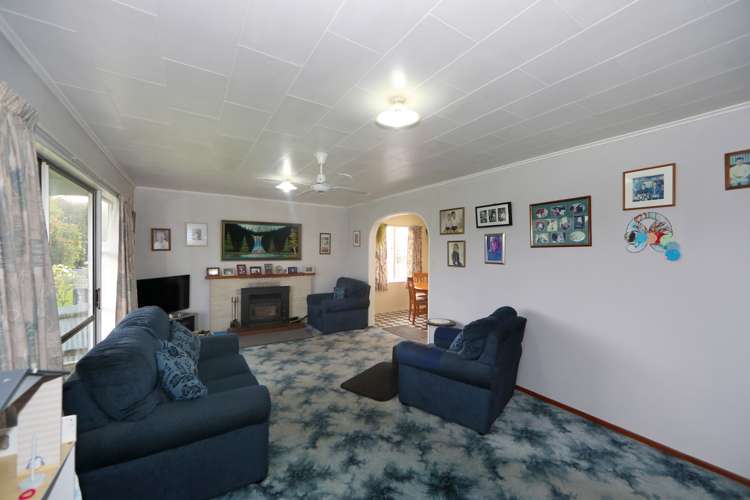 32 Robinson Crescent Tamatea_5