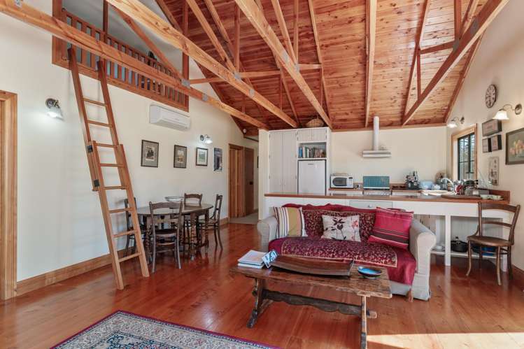 7 Redwood Lane Martinborough_14