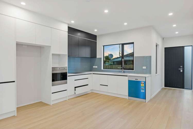 155 Te Atatu Road Te Atatu South_22